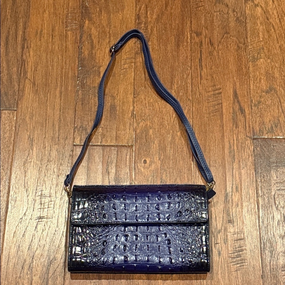 Elegant Blue Crocodile-Embossed Women's Bag Lined with Red